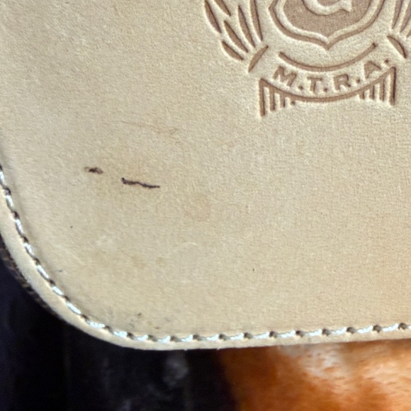 Consuela Iris your Way Metallic Leopard Shoulder Bag - Picture 8 of 9